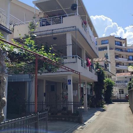 Apartments Familia Budva Dış mekan fotoğraf