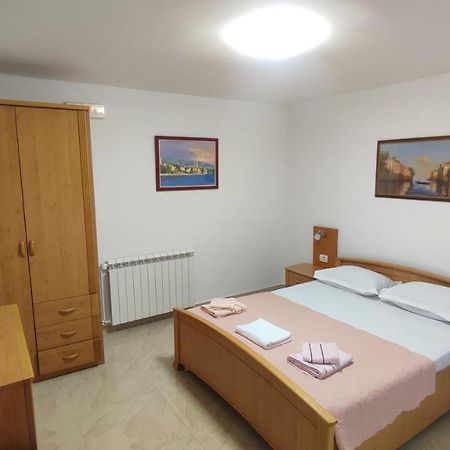 Apartments Familia Budva Dış mekan fotoğraf