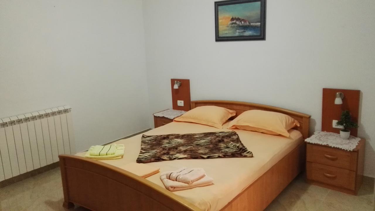 Apartments Familia Budva Dış mekan fotoğraf