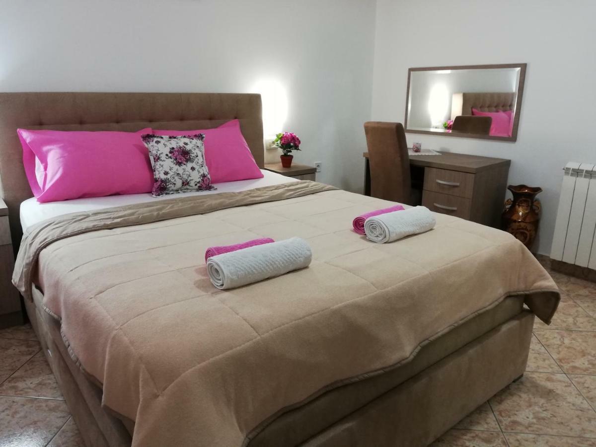 Apartments Familia Budva Dış mekan fotoğraf