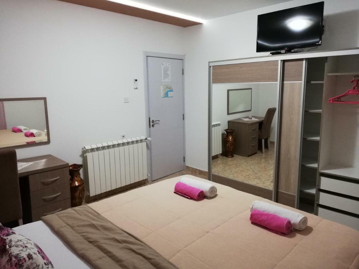 Apartments Familia Budva Dış mekan fotoğraf