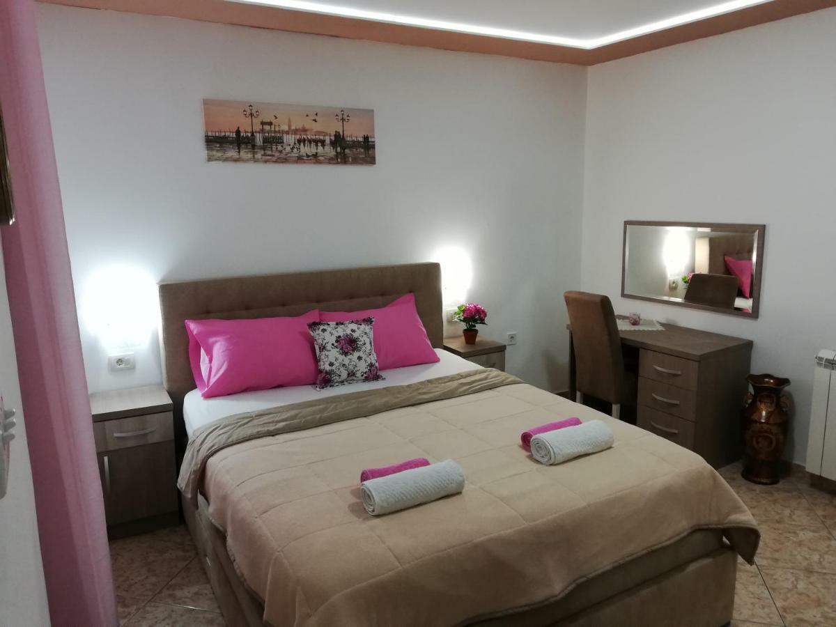 Apartments Familia Budva Dış mekan fotoğraf